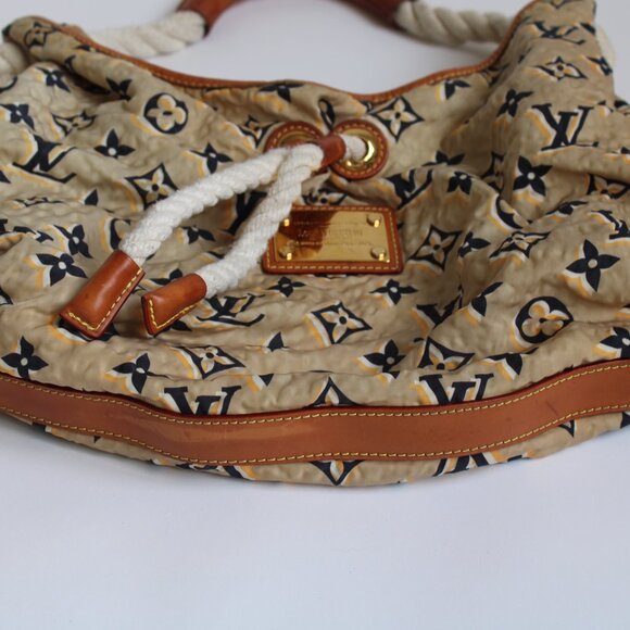 Louis Vuitton Monogram Cruise Bulles MM - Picture 5 of 6
